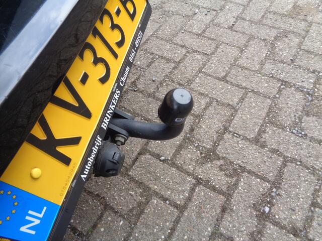 Seat LEON ST 1.0 EcoTSI Style Connect Ecc, Navigatie, Carplay/android auto, trekhaak , PDC, LMV