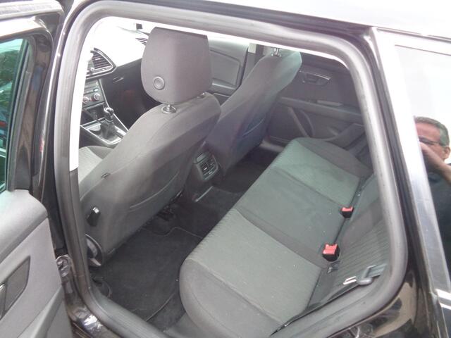 Seat LEON ST 1.0 EcoTSI Style Connect Ecc, Navigatie, Carplay/android auto, trekhaak , PDC, LMV