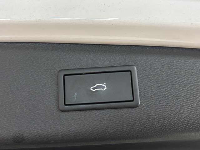 Seat LEON Sportstourer 1.5 eTSI Style Launch Edition automaat | navigatie cruise control | pdc