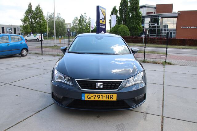 Seat LEON 1.0 EcoTSI Style Business Intense Carplay, 2x PDC, NL Auto Lente aanbieding!