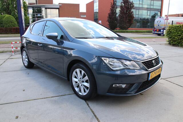 Seat LEON 1.0 EcoTSI Style Business Intense Carplay, 2x PDC, NL Auto Lente aanbieding!