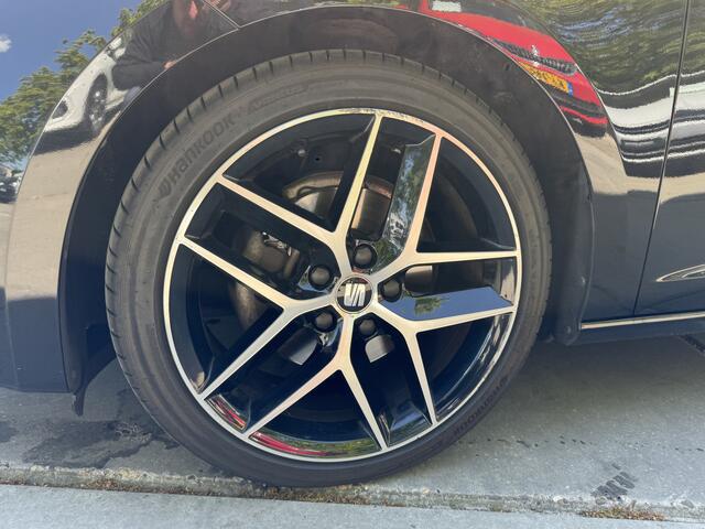 Seat LEON ST 1.5 TSI 150PK H6 FR Business Intense LED Climate Control Beats Audio Navigatie 18" LMV Winterpakket