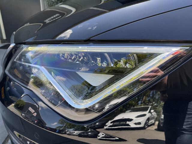 Seat LEON ST 1.5 TSI 150PK H6 FR Business Intense LED Climate Control Beats Audio Navigatie 18" LMV Winterpakket