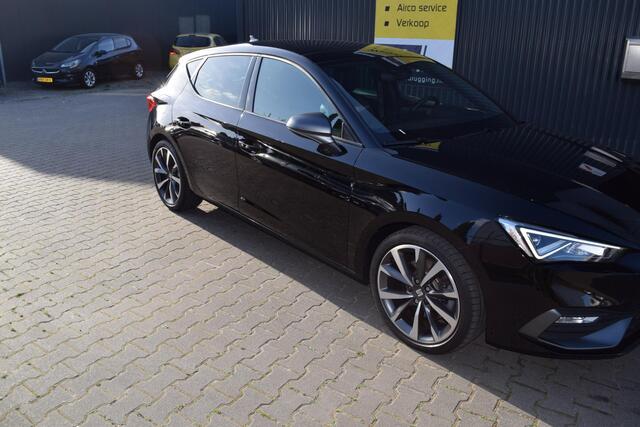 Seat LEON 1.5 eTSI Style Launch Edition