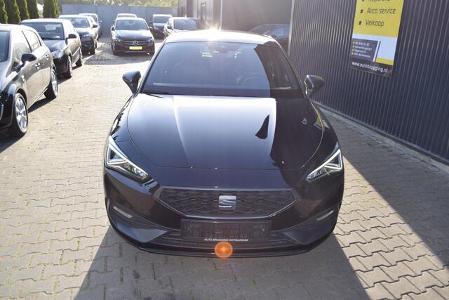 Seat LEON 1.5 eTSI Style Launch Edition