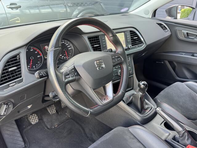 Seat LEON FR 1.4 EcoTSI 150pk Connect Leder/alcantara Navi 18" 163dkm!!