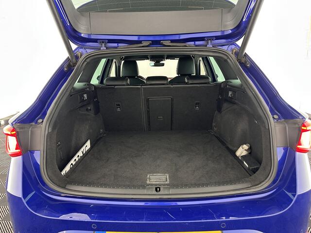 Seat LEON Sportstourer 1.5 eTSI FR Launch Edition Aut. *FULL-LED | DIGI-COCKPIT | NAVI-FULLMAP | SPORT-SEATS | HEATED-SEATS | AMBIENT-LIGHT | CAMERA | ECC | PDC | CRUISE | 17''ALU*