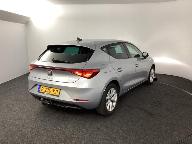 Seat LEON 1.0 eTSI Style Business Intense | Verwacht | Trekhaak |