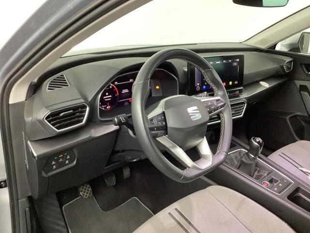 Seat LEON 1.0 eTSI Style Business Intense | Verwacht | Trekhaak |