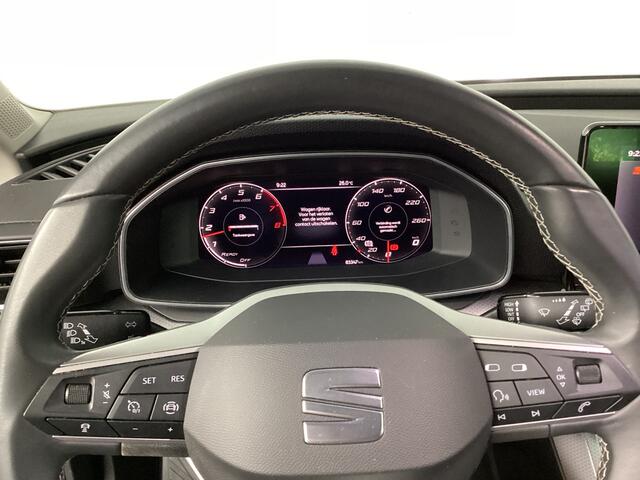 Seat LEON 1.0 eTSI Style Business Intense | Verwacht | Trekhaak |