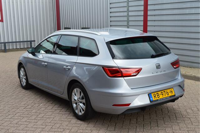 Seat LEON ST 1.0 EcoTSI Style Business Intense O.a: Full LED, Sportstoelen, Keyless, DAB, Rijklaar, Etc. All-in prijs!