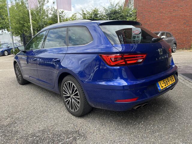 Seat LEON ST 1.8 TSI Xcellence Business Intense // LED // HALF LEDER-ALCANTARA // ELEK. STOELEN // SEAT SOUND // ADAP. CRUISE // NAVI+CARPLAY //