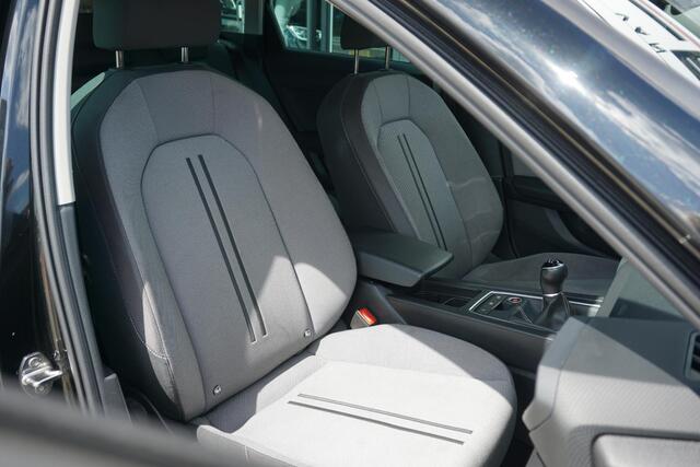 Seat LEON Sportstourer 1.0 TSI Style | groot navi | digitale cockpit