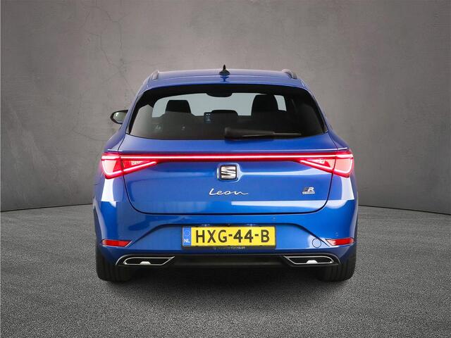Seat LEON Sportstourer Style Business Intense 1.5 TSI eHybrid 204pk DSG Automaat Adaptive cruise control, Navigatie, LED koplampen, App connect, Parkeersensoren, Airco, DAB, Radio