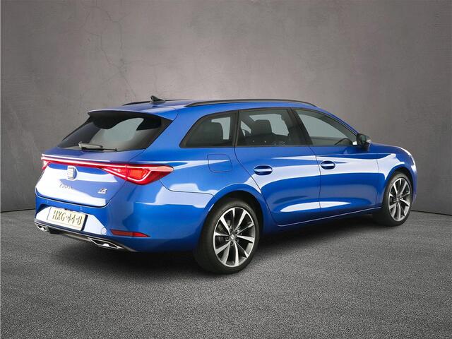 Seat LEON Sportstourer Style Business Intense 1.5 TSI eHybrid 204pk DSG Automaat Adaptive cruise control, Navigatie, LED koplampen, App connect, Parkeersensoren, Airco, DAB, Radio