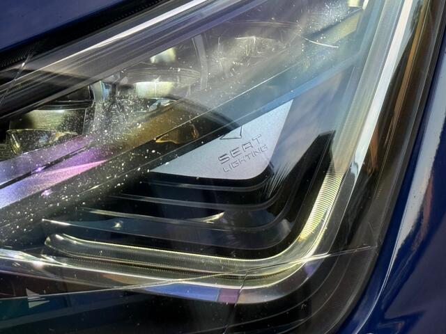 Seat LEON 1.0 TSI FR Pano Led Trekhaak Camera Stoelverw.