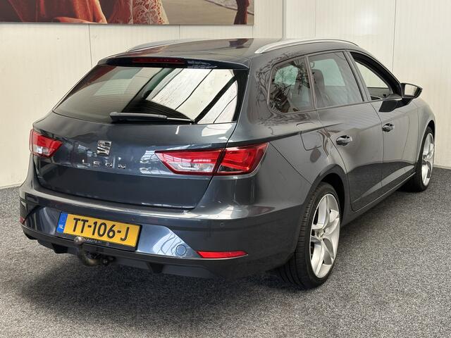 Seat LEON ST 1.6 TDI STYLE BUSINESS INTENSE NAVIGATIE CRUISE CONTROL CLIMATE CONTROL BLUETOOTH TELEFOON APPLE CARPLAY/ANDROID ACHTERUITRIJCAMERA TREKHAAK ZEER MOOI !! 3010