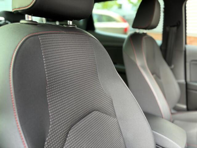 Seat LEON 1.5 TSI FR Ultimate Edition | Beats Sound | Car Play | Virt. Cockpit | LMV 18" | Dealer Onderhouden |