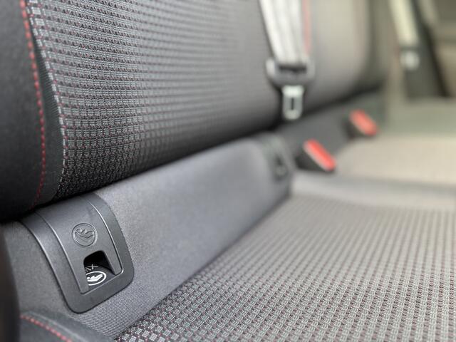 Seat LEON 1.5 TSI FR Ultimate Edition | Beats Sound | Car Play | Virt. Cockpit | LMV 18" | Dealer Onderhouden |