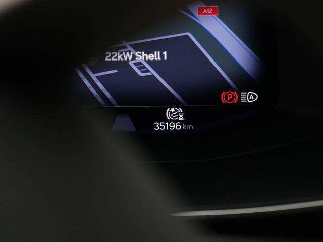 Seat LEON 1.0 TSI 110 pk FR Business Intense | Achteruitrijcamera | Navigatie | Sportonderstel | Side Assist