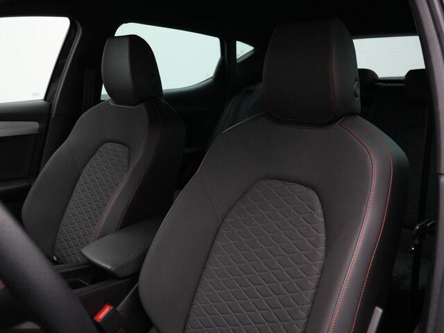 Seat LEON 1.0 TSI 110 pk FR Business Intense | Achteruitrijcamera | Navigatie | Sportonderstel | Side Assist