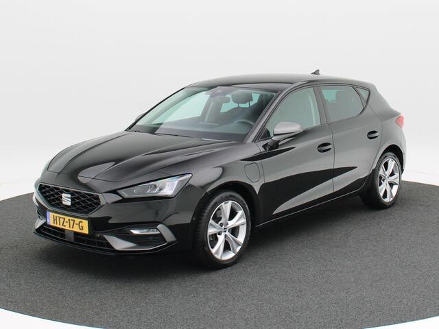 Seat LEON Sportstourer 1.4 TSi 204 Pk Phev eHybrid FR Business Intense | LED | Sensoren | Carplay | Navigatiesysteem | Stoel Verwarming | Climate Control | Privacy Glass | 17 Inch | 63.623 Km!!