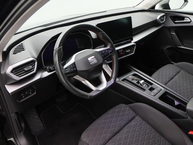 Seat LEON Sportstourer 1.4 TSi 204 Pk Phev eHybrid FR Business Intense | LED | Sensoren | Carplay | Navigatiesysteem | Stoel Verwarming | Climate Control | Privacy Glass | 17 Inch | 63.623 Km!!