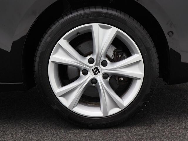 Seat LEON Sportstourer 1.4 TSi 204 Pk Phev eHybrid FR Business Intense | LED | Sensoren | Carplay | Navigatiesysteem | Stoel Verwarming | Climate Control | Privacy Glass | 17 Inch | 63.623 Km!!