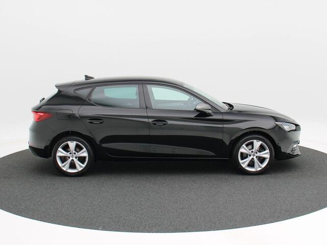 Seat LEON Sportstourer 1.4 TSi 204 Pk Phev eHybrid FR Business Intense | LED | Sensoren | Carplay | Navigatiesysteem | Stoel Verwarming | Climate Control | Privacy Glass | 17 Inch | 63.623 Km!!