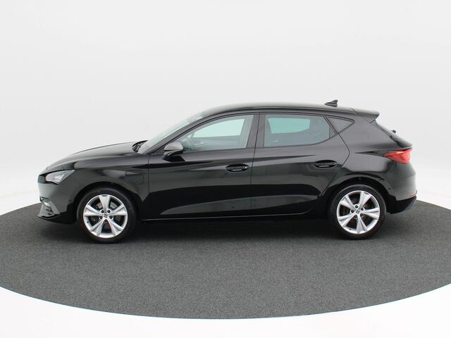Seat LEON Sportstourer 1.4 TSi 204 Pk Phev eHybrid FR Business Intense | LED | Sensoren | Carplay | Navigatiesysteem | Stoel Verwarming | Climate Control | Privacy Glass | 17 Inch | 63.623 Km!!