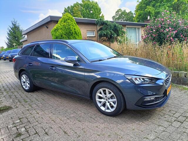 Seat LEON SPORTSTOURER 1.5 TSI Style Business Intense, Navi, Cruise