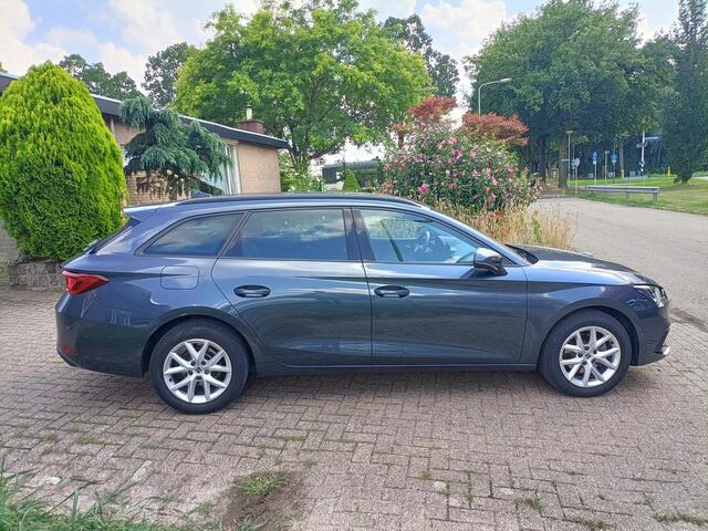 Seat LEON SPORTSTOURER 1.5 TSI Style Business Intense, Navi, Cruise