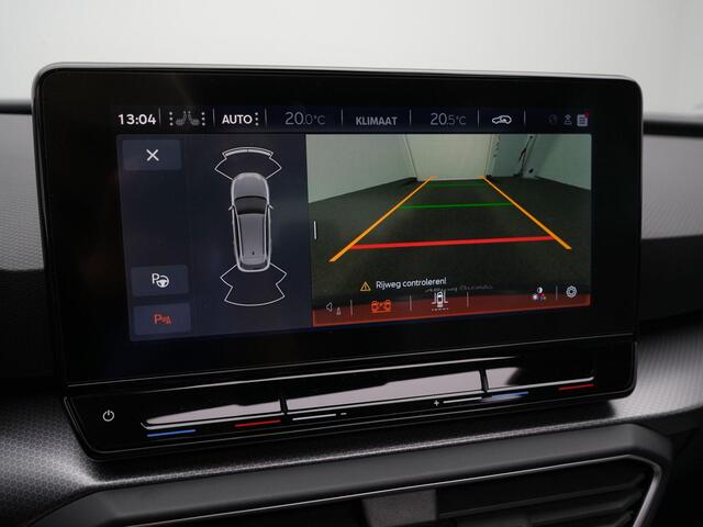 Seat LEON Sportstourer 1.0 TSI 110 pk Style Business Intense | Panoramadak | Stuur-/stoelverwarming | Achteruitrijcamera | Navigatie