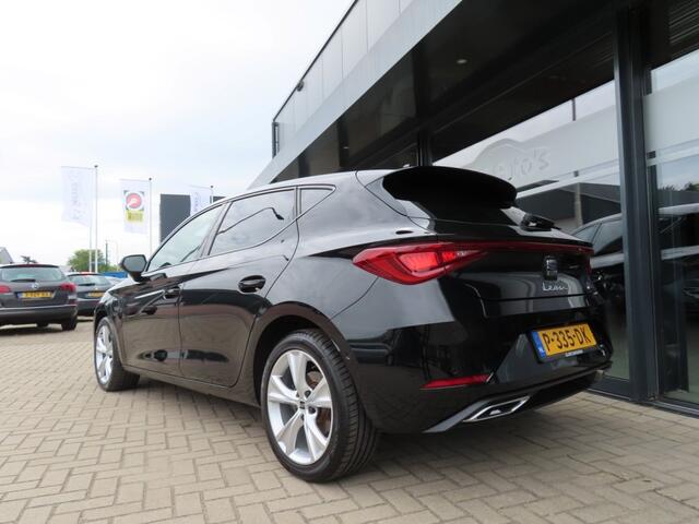 Seat LEON 1.4 TSI eHybrid PEHV FR Business Intense Pano 2021