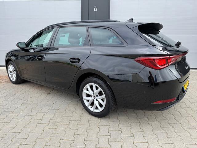 Seat LEON 1.0 TSI STYLE BUSINESS INTENS / ACC / CAMERA / APPLE CARPLAY / NL-AUTO / DEALER ONDERHOUDEN.