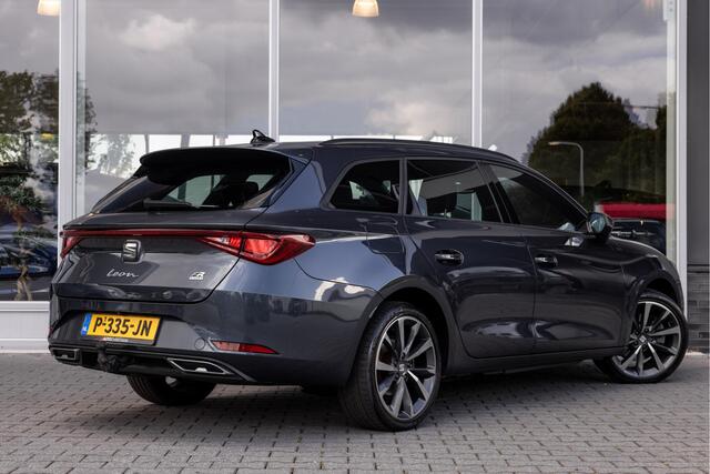 Seat LEON Sportstourer 1.4 TSI eHybrid PHEV FR | Pano | Camera | ACC