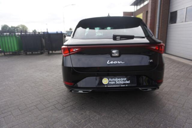 Seat LEON Sportstourer 1.0 TSI FR SPORT LUXE KEURIGE NETTE STAAT PANORAMADAK VIRTUEEL COCKPIT CAMERA STOEL+STUURVERWARMING ANDROID/APPLECARPLAY NAVI 17INCH KEYLESS CLIMA CRUISE BLUETOOTH ENZ...