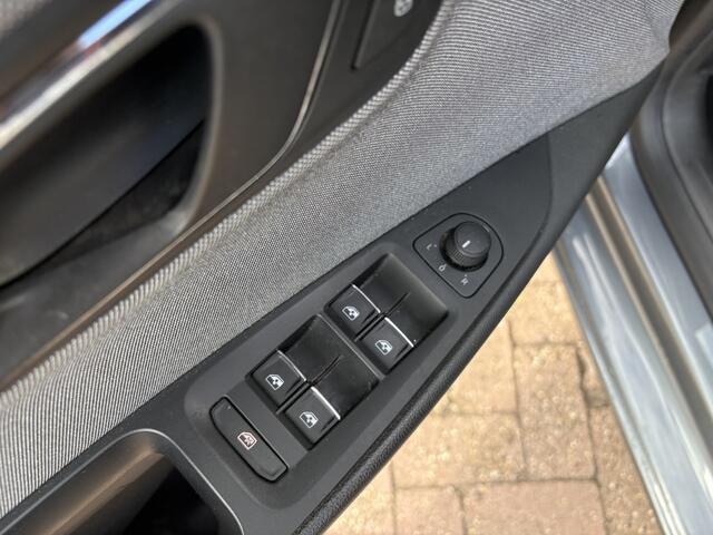 Seat LEON ST 1.0 EcoTSI Style Business Intense, climate/cruise/navi