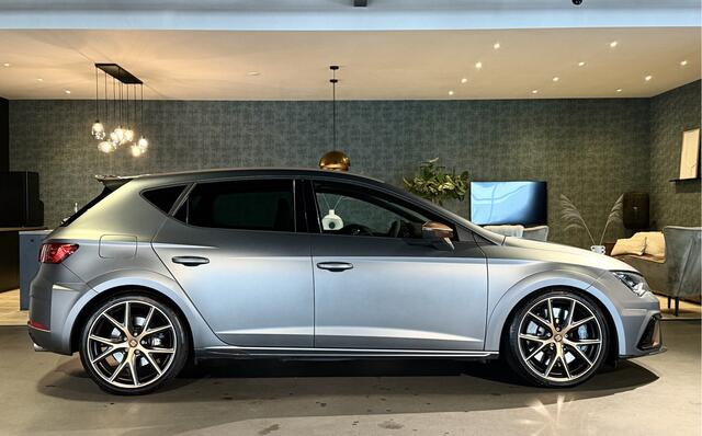 Seat LEON ST 2.0 TSI CUPRA R 365PK Limited Edition 221 of 799