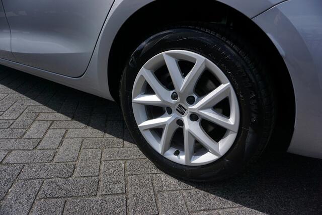 Seat LEON Sportstourer 1.0 E-TSI 111PK AUTOMAAT STYLE CAMERA FULL LED DIGITALE COCKPIT ANDROID/APPLECARPLAY NAVI CLIMA CRUISE PDC V+A LMV ENZ...