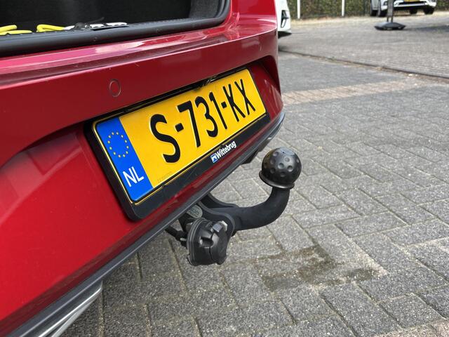 Seat LEON Sportstourer 1.4 TSI eHybrid PHEV FR Business Intense PANORAMADAK | DEALER ONDERHOUDEN | RIJKLAARPRIJS INCL. 12MND BOVAG