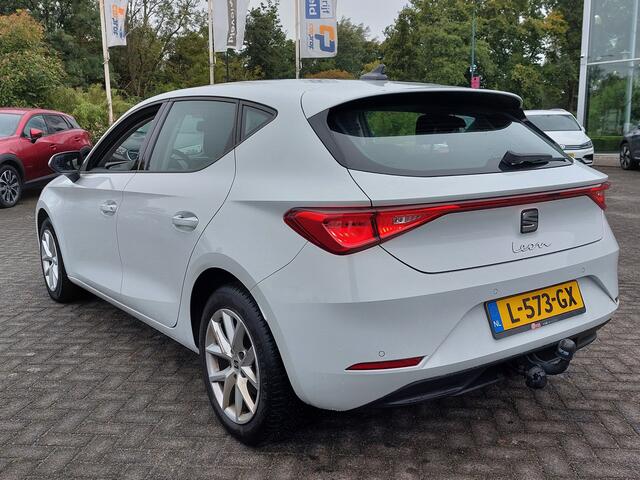 Seat LEON 1.0 TSI 110pk Style | Apple Carplay+Android Auto | Clima | Adap.Cruise | Digitaal Dashboard | Led Koplampen | Pdc | Rijstrook+Licht+Regensensor | 16''lm | Trekhaak