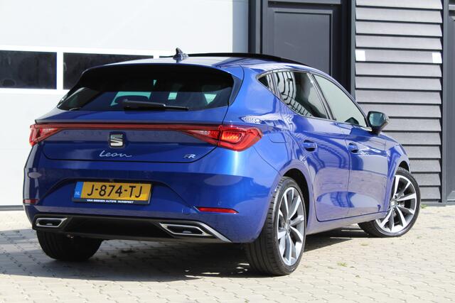 Seat LEON 1.5 eTSI 150Pk FR Launch Edition | Panoramadak | NL-auto
