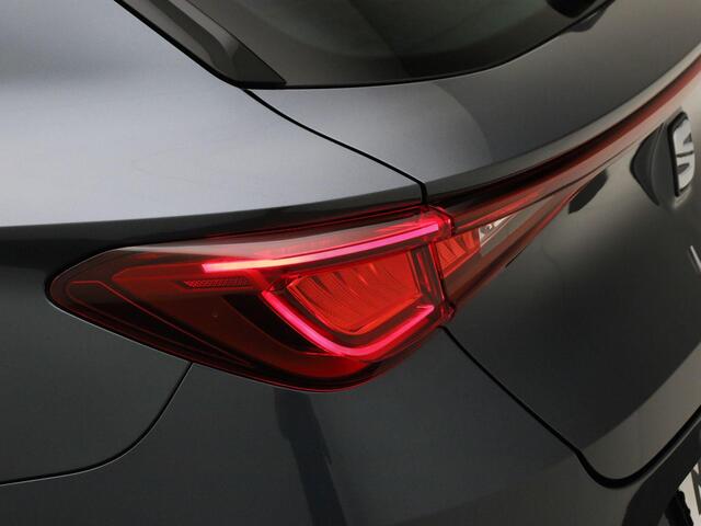 Seat LEON Sportstourer 1.5eTSI/150PK Style DSG · Camera + Parkeersensoren · Keyless · App connect · Garantie tot maart 2029