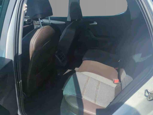 Seat LEON 1.4 TSI eHybrid 204pk PHEV Excellence / Panoramadak / Camera / Adaptive Cruise / Wordt Verwacht