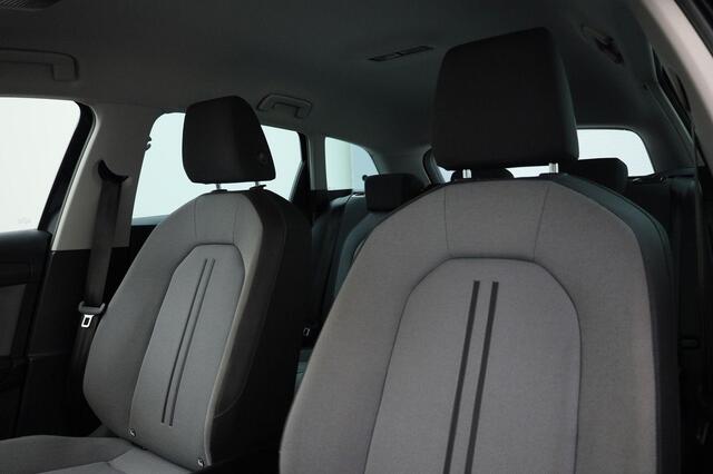 Seat LEON Sportstourer 1.0eTSI/110PK Style DSG · Navigatie · Trekhaak · Stuur- & stoelverwarming