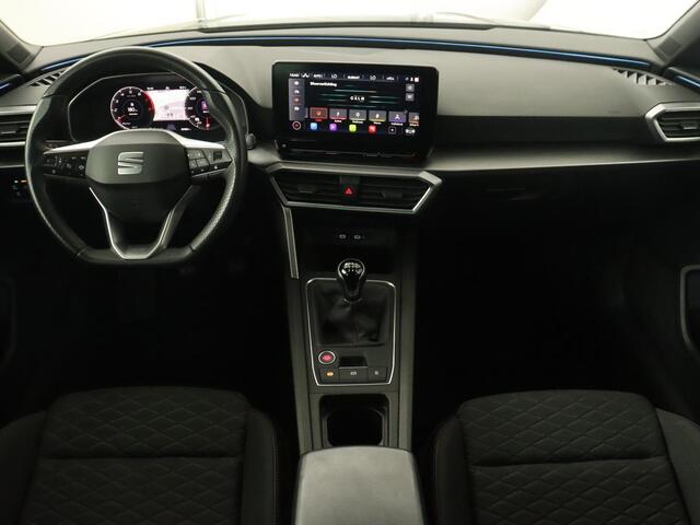 Seat LEON 1.0 TSI FR Intens | Stoel & stuurverwarming | Carplay | Camera | Adaptive cruise | Navigatie | Park Assist | Digital Cockpit | Keyless | Full LED