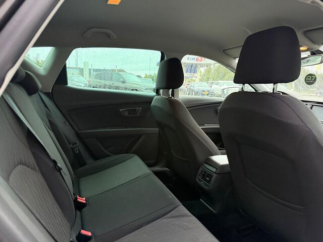 Seat LEON 1.0 EcoTSI Style Connect Navigatie Camera