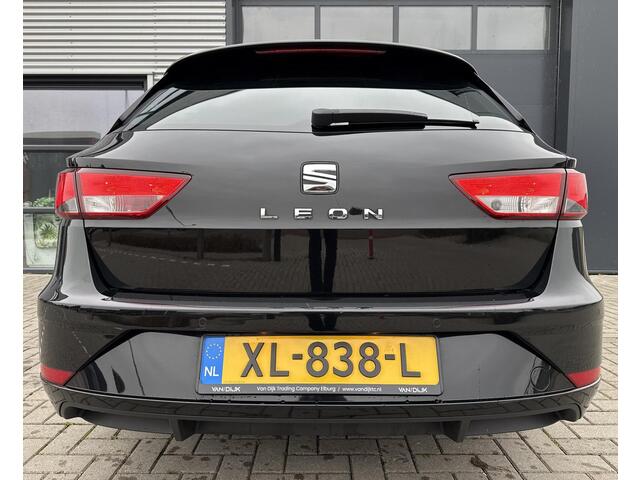 Seat LEON ST 1.0 EcoTSI Style Business Intense ?Navigatie ?Apple Carplay & Android Auto ?Keyless ?Lane Assist ?Climate ?Cruise ?Parkeersensoren ?Lichtmetaal 17"