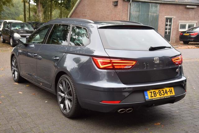 Seat LEON 1.5 TSI FR 150PK AUTOMAAT/CAMERA/TREKHAAK/CRUISE
